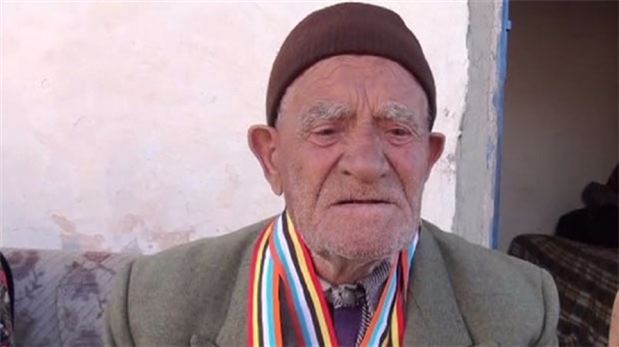 85 yaşındaki Abalı madalya sahibi oldu