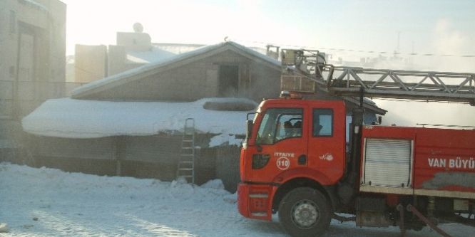 İlçede korkutan yangın