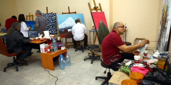 10 üniversiteden 16 ressam Serhat illerini tuvale çizdi