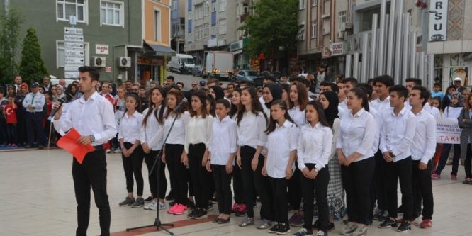 Dilovası’nda 19 Mayıs coşkuyla kutlandı