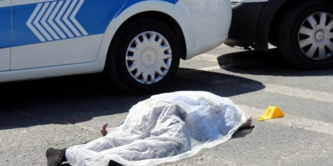 Otomobilin çarptığı yaya hayatını kaybetti