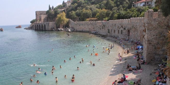 10 aileye Alanya tatili&nbsp;