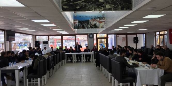 AK Parti ilçe teşkilatı kahvaltıda buluştu