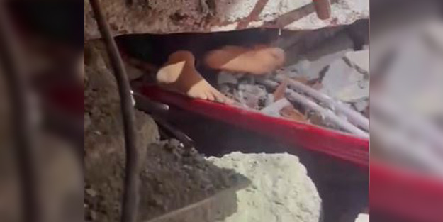 87 saat sonra mucize! 13 yaşındaki kız çocuğu enkazdan böyle kurtarıldı