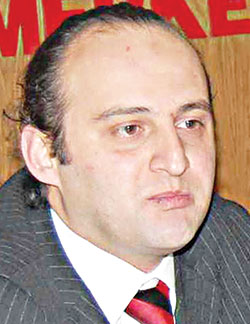 Kürtçe hutbeye bölgeden destek