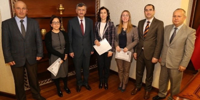 Sezaryanı tercih etmeyen doktorlar ödüllendirildi