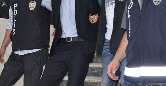 FETÖ operasyonunda 5 kişi yakalandı