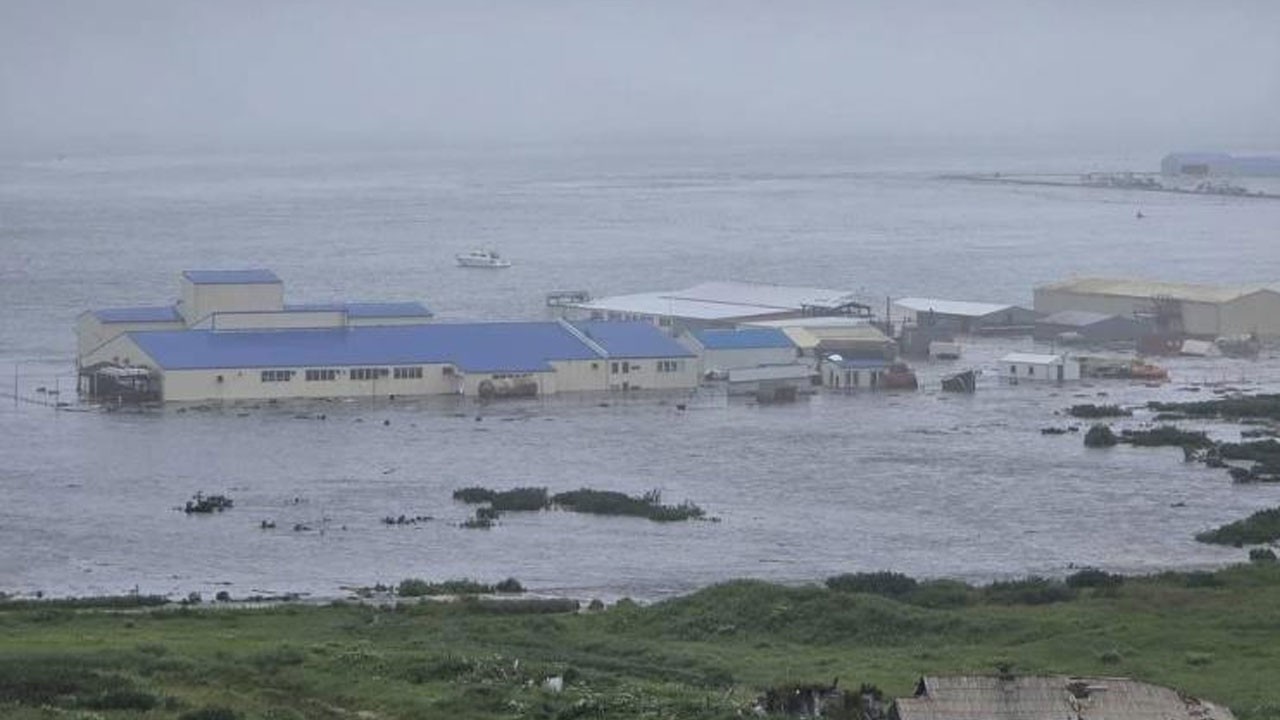 8.8’lik dev deprem Rusya’da Tsunami oluşturdu