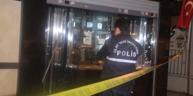 Kağıthane’de kuyumcu soygunu