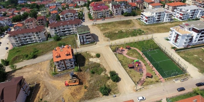Başiskele’de yol çalışmalarına 10 bin ton asfalt