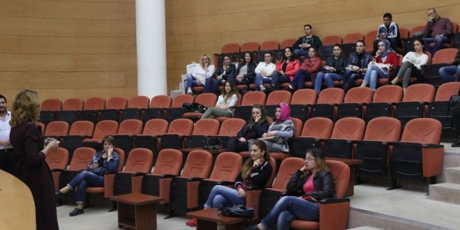 Girişimcilik kursiyerleri eğitime başladı