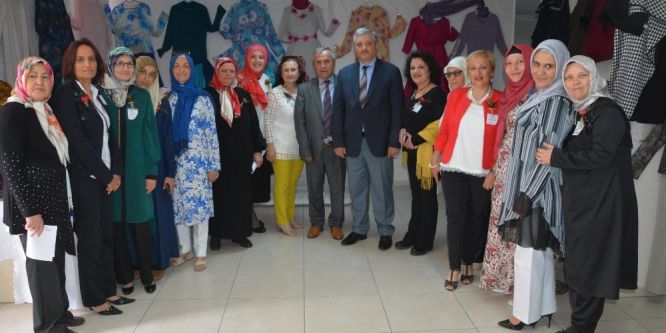 İZMEK’te el emekleri görücüye çıkıyor