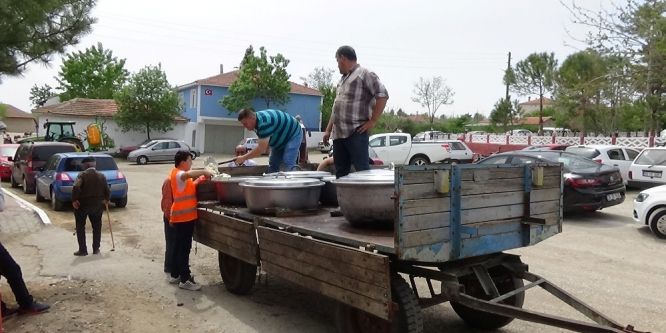 Akardere köyünde yağmur ve şükür duası yapıldı