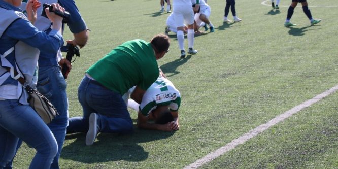 Taraftarlar ağladı, futbolcular yere yığıldı