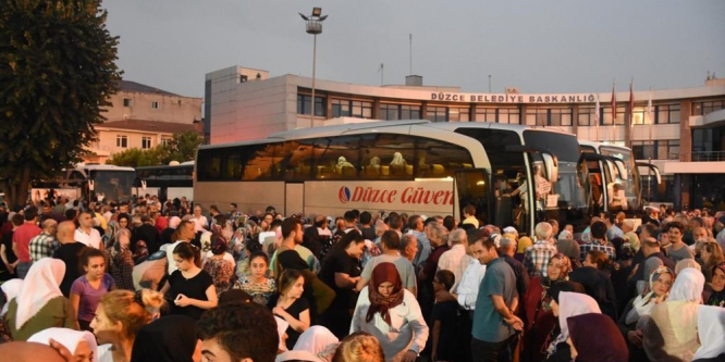 280 hacı adayı kutsal topraklara uğurlandı