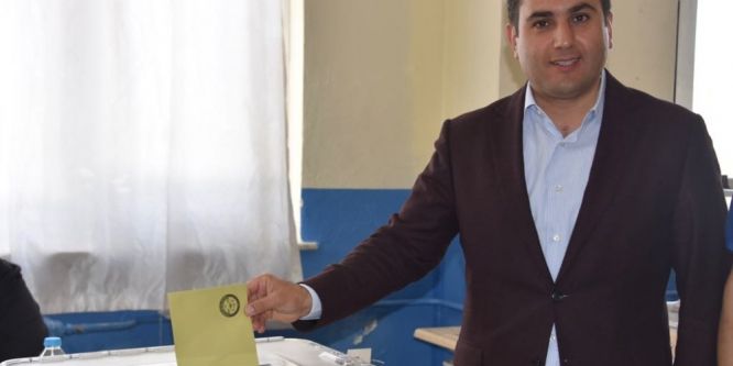 Başkan Uğurlu oyunu kullandı