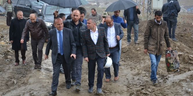 Yüksekova’da içme suyu çalışması devam ediyor