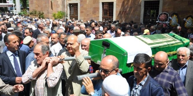 Bozüyük’ün eski belediye başkanı vefat etti