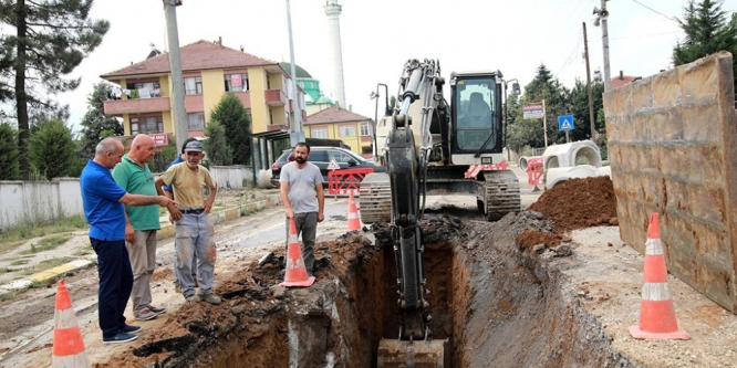 SASKİ Genel Müdürü Keleş, Akyazı ve Karapürçek ilçelerindeki projeleri inceledi