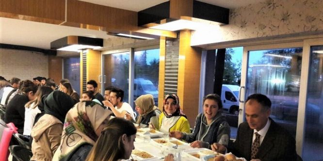 Akçaabat Belediyesi Ramazan’da yüzleri güldürüyor