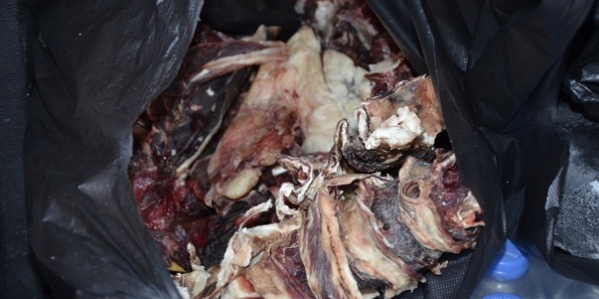 Zabıta denetimlerinde kaçak et ele geçirildi