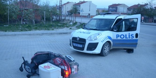 Motosiklet hırsızı kovalamaca sonucu yakalandı