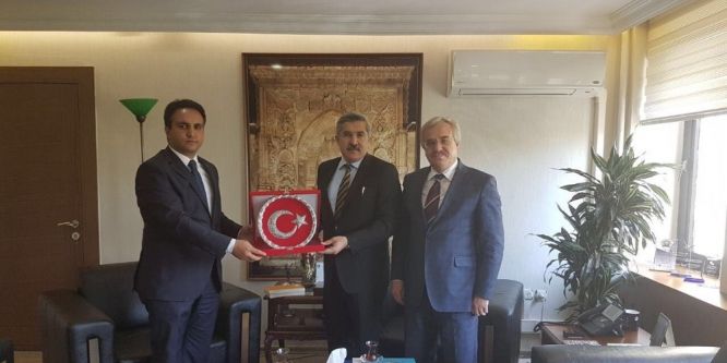 Çaldıran’da kültür merkezi ve kütüphane girişimi