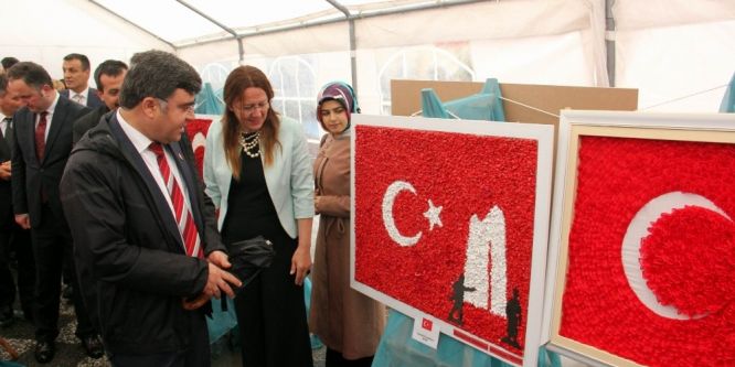 Şehitler için “81 İl 81 Bayrak” sergisi
