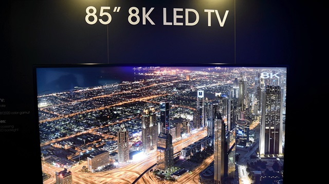 8K LED TV yayını başladı