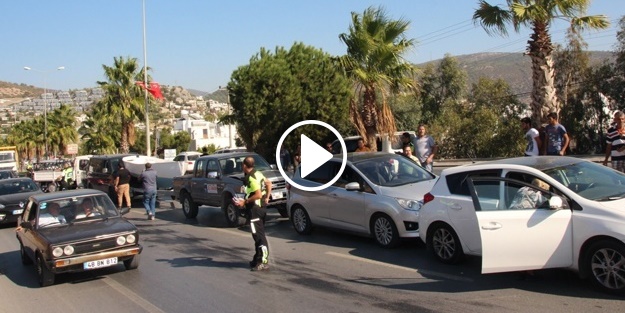 9 araç birbirine girdi