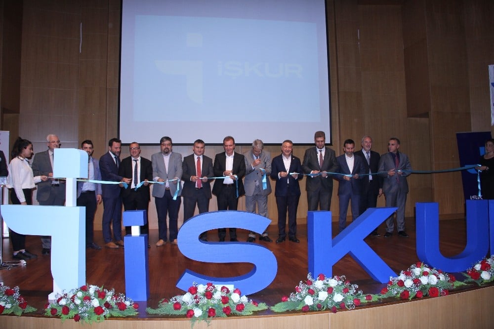 9. Mersin İş ve Kariyer Fuarı başladı 