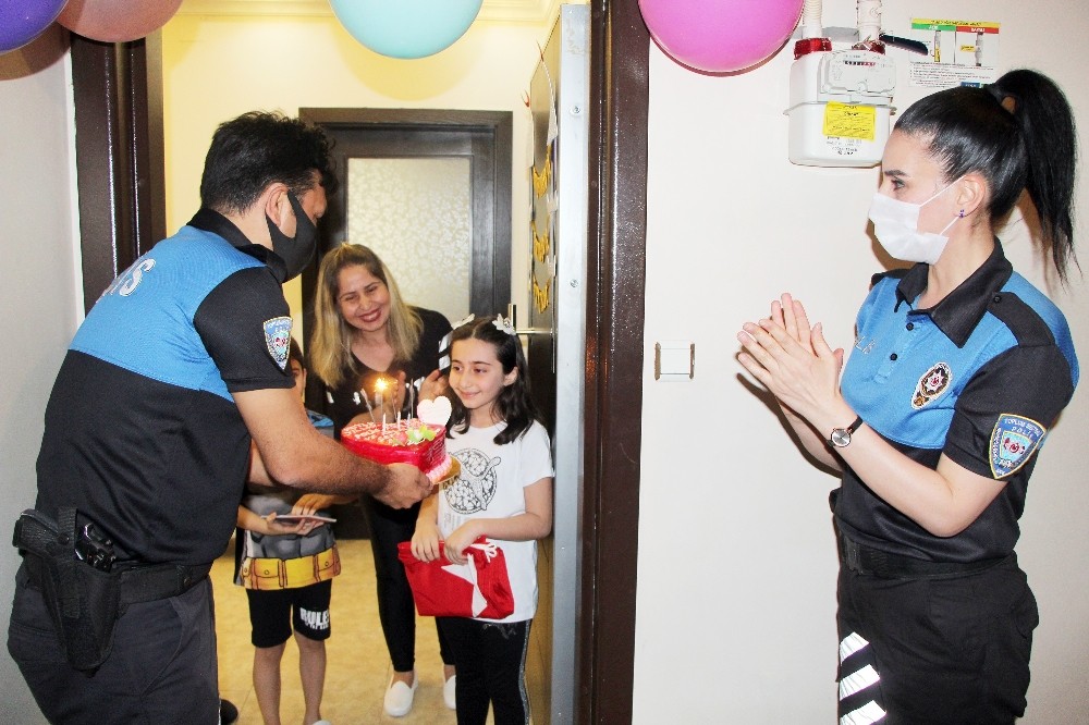 9 yaşındaki Elif’e çifte bayram 