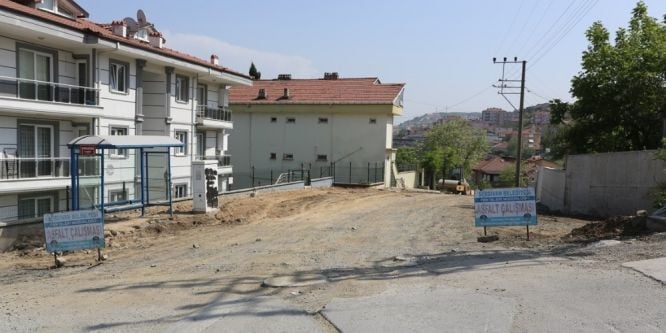 Karadere Caddesindeki yol yapım çalışmalarında sona gelindi