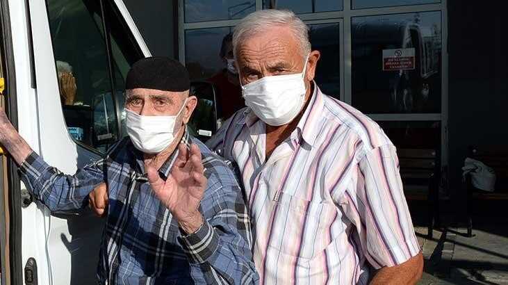 90’lık baba ile 70’lik oğlu virüsü yendi