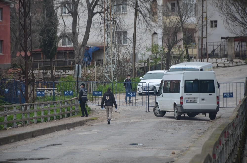 912 nüfuslu köyde hayat durdu 