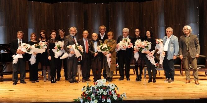 Özdemir Nutku için sanat gecesi