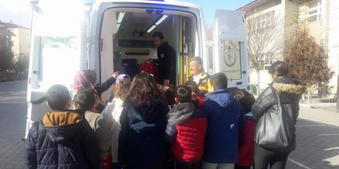 Öğrencilere 112 konulu eğitim verildi