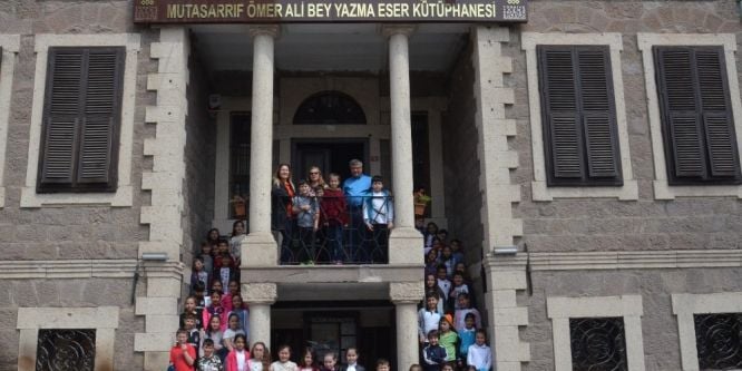 Öğrencilerinden tarihe yolculuk