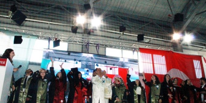 Yalova Üniversitesi’nde mezuniyet heyecanı