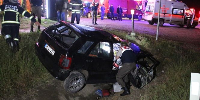 Kontrolden çıkan otomobil su kanalına uçtu: 1 ölü