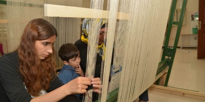 Diyarbakır’da kilim dokuma kursu açıldı