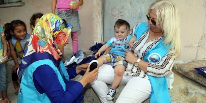 Büyükçekmece Belediyesi 10 bin 400 aileye yardım etti