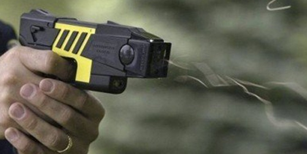 95 yaşındaki kadın elektroşok silahıyla öldürüldü