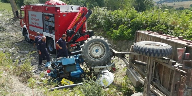 Samsun’da traktör devrildi: 1 ölü, 1 yaralı