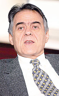 Güllü Agop’un torunu, Yüzüncü Yıl’ı zindana çevirmiş