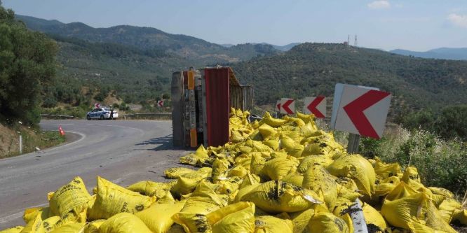 Çanakkale’de trafik kazası: 1 ölü, 1 yaralı