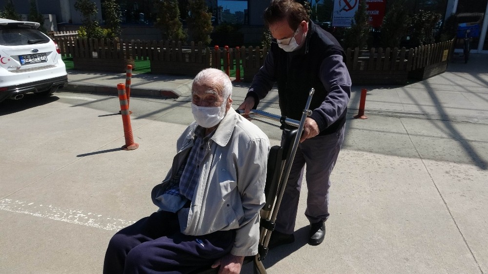 96 yaşında korona virüsü yendi 