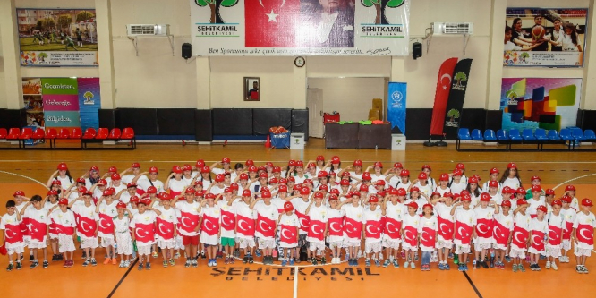 Vatan ve bayrak aşkı gururlandırdı