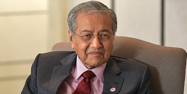 97 yaşındaki Eski Başbakan tekrar seçimlere girecek