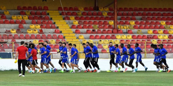 Evkur Yeni Malatyaspor, bu sezon ilk kez taraftarı önüne çıkacak